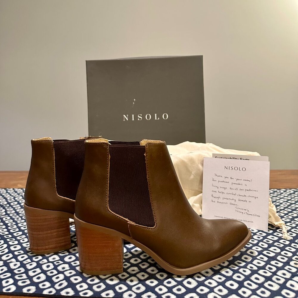 New! Nisolo Chelsea Boot in Chestnut Brown